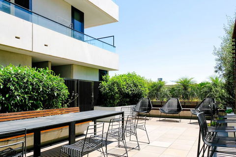 Sweet Home For Families @ Box Hill - Gold Coast 4U 0