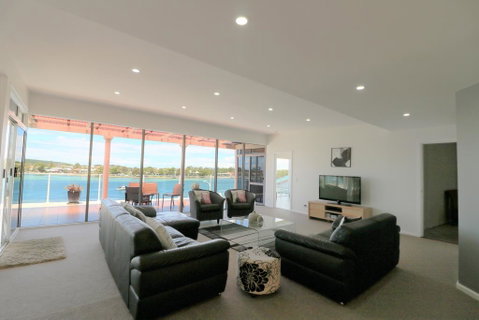 Sybella - Accommodation Gold Coast 3
