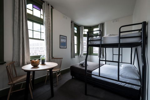 Sydney Central Inn - Gold Coast 4U 0