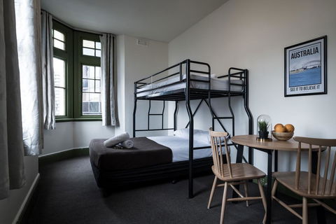 Sydney Central Inn - Gold Coast 4U 1