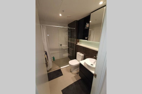 Sydney Olympic Park Luxury Apartment - Accommodation Gold Coast 3