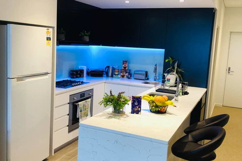 Sydney Olympic Park Luxury Apartment - Accommodation Gold Coast 2