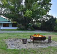 Tabitha Hill Cottage - Accommodation Gold Coast