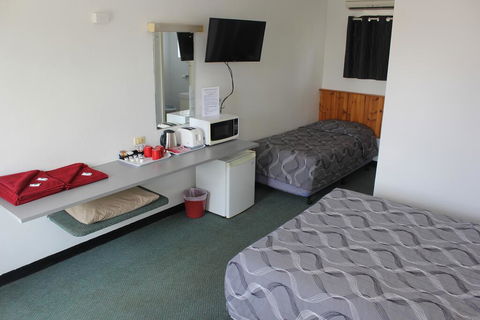 Tamworth Budget Motel - Gold Coast 4U 2