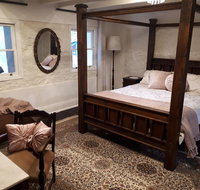 Tanilba House - Accommodation Gold Coast