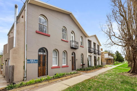 TARALGA TERRACES - Accommodation Gold Coast 0