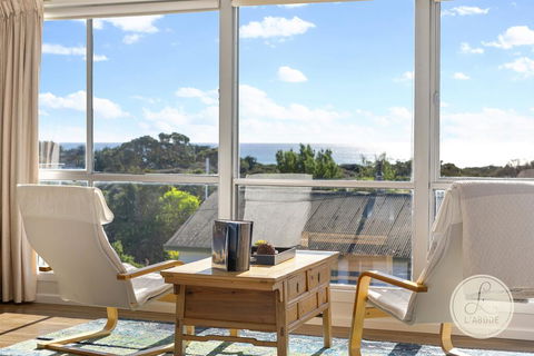 TASSIE SEASIDE SERENITY - L'Abode Accommodation - Accommodation Gold Coast 2