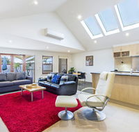 Tennysons On Sackville - Accommodation Gold Coast