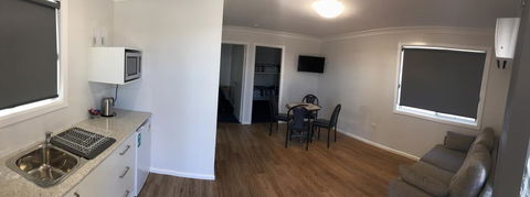 Terminus Hotel - Accommodation Gold Coast 2