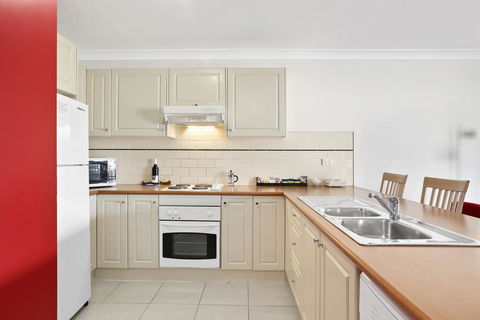 Terralong Terrace Apartments - Gold Coast 4U 2