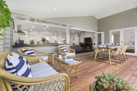 THALASSA HOUSE COASTAL RETREAT DROMANA - Accommodation Gold Coast 1