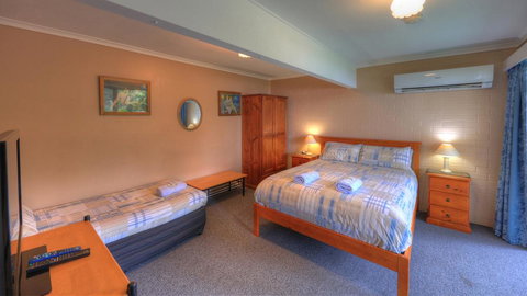 The 2C's Bed & Breakfast - Accommodation Gold Coast 0