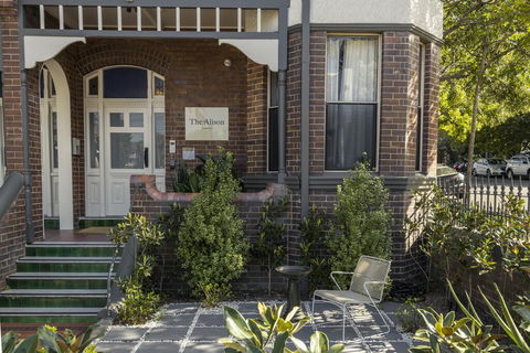 The Alison Randwick - Accommodation Gold Coast 1
