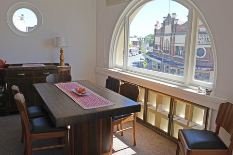 The Bank B&B West Wyalong - Accommodation Gold Coast 2