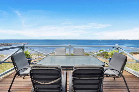 The Beach House - Point Turton - Gold Coast 4U 0