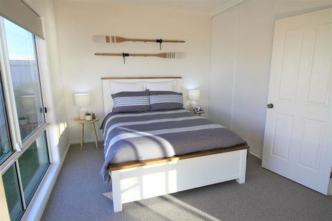 The Beach House - Point Turton - Gold Coast 4U 2