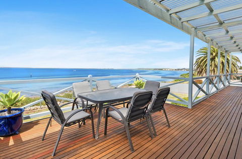 The Beach House - Point Turton - Gold Coast 4U 1