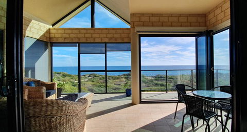 The Beach House - Port Bouvard - Accommodation Gold Coast 0