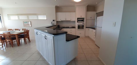 The Beach House - Port Bouvard - Accommodation Gold Coast 1