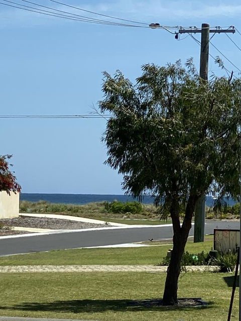 The Beach House Busselton - Accommodation Gold Coast 1