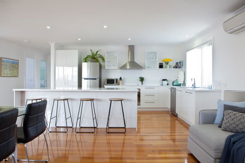 Pearl Hawley Beach - Accommodation Gold Coast 1