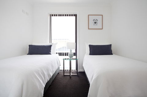 Pearl Hawley Beach - Accommodation Gold Coast 16