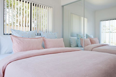 Pearl Hawley Beach - Accommodation Gold Coast 27