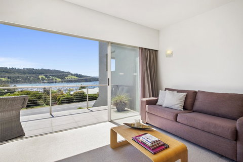 The Cove Kettering - Accommodation Gold Coast 11