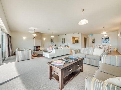 The Cove Kettering - Accommodation Gold Coast 28