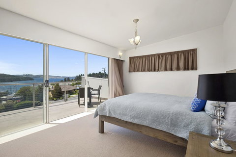 The Cove Kettering - Accommodation Gold Coast 7