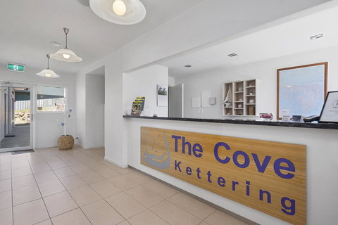 The Cove Kettering - Accommodation Gold Coast 9