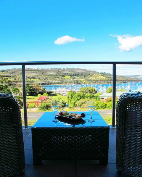 The Cove Kettering - Accommodation Gold Coast 34