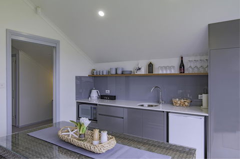 South Arm Luxury Loft - 1 Gold Coast 2