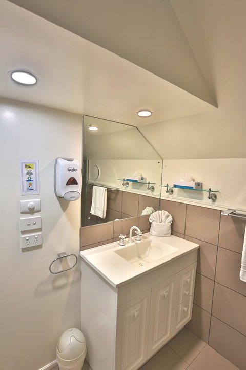 Stamps Of Stanley - Accommodation Gold Coast 4