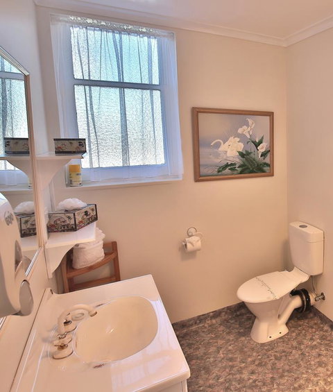 Stamps Of Stanley - Accommodation Gold Coast 22