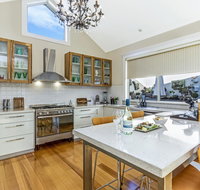 Topiary Haven - Accommodation Gold Coast