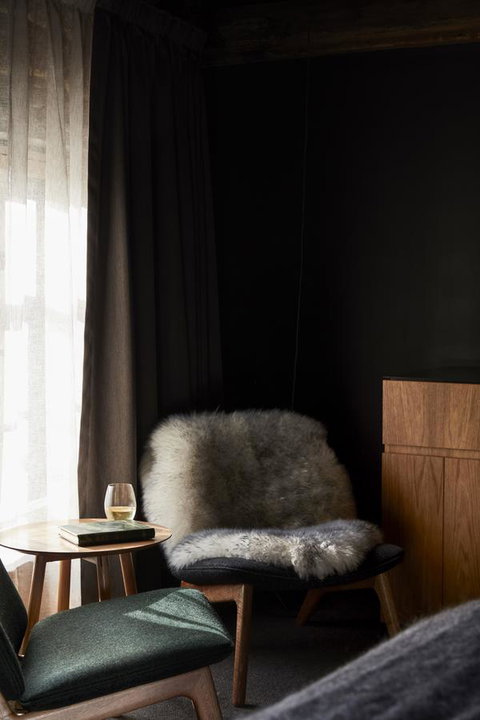 Moss Hotel - Accommodation Gold Coast 9