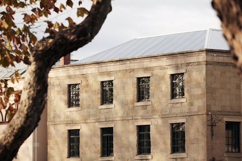 Moss Hotel - Accommodation Gold Coast 1