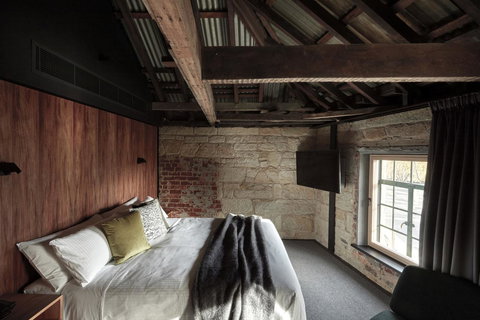 Moss Hotel - Accommodation Gold Coast 10