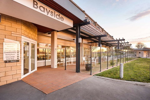 Bayside Hotel - Accommodation Gold Coast 0