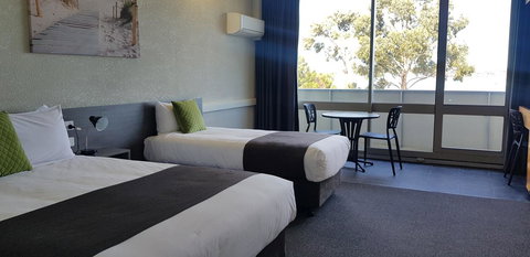 Bayside Hotel - Accommodation Gold Coast 24