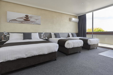Bayside Hotel - Accommodation Gold Coast 21