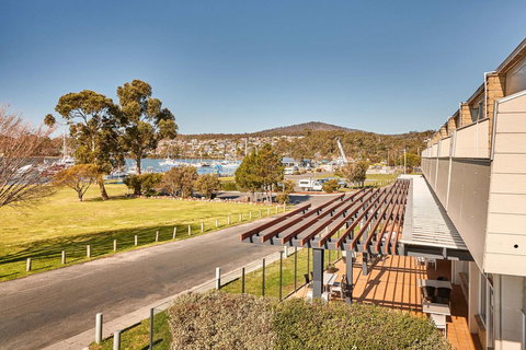 Bayside Hotel - Accommodation Gold Coast 17