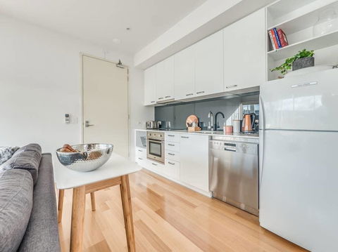 Marina View Apartment - Accommodation Gold Coast 10