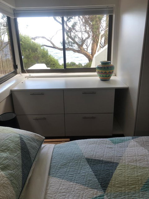 Beachside Taroona With Spa - Accommodation Gold Coast 1