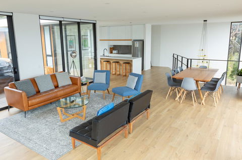 Blessington Beach Retreat - 1 Gold Coast 3