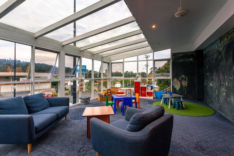 Kingston Hotel - 1 Gold Coast 20