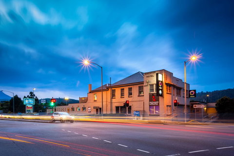 Kingston Hotel - 1 Gold Coast 23