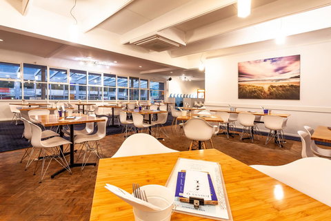 Kingston Hotel - 1 Gold Coast 16