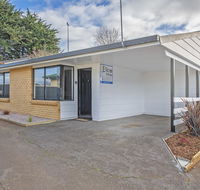 Elkie Villa - 2 Bedroom Unit - Burnie - Accommodation Gold Coast